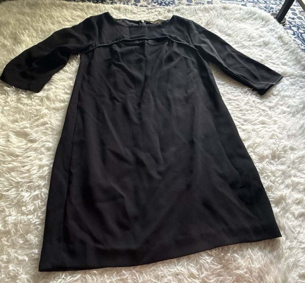 Trina Turk Black 3/4 Sleeve Cutout Neck Shift Dress